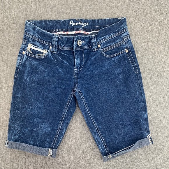 Amethyst Jean Blue Denim Shorts Low Rise Cuffed‎ Acid Washed 98% Cotton Size 3 - Picture 1 of 16
